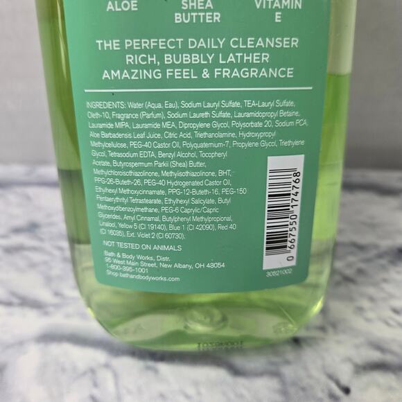 SEALED Bath and Bodyworks Cucumber Melon Shower Gel 10 fl oz Signature Scent - Picture 6 of 7